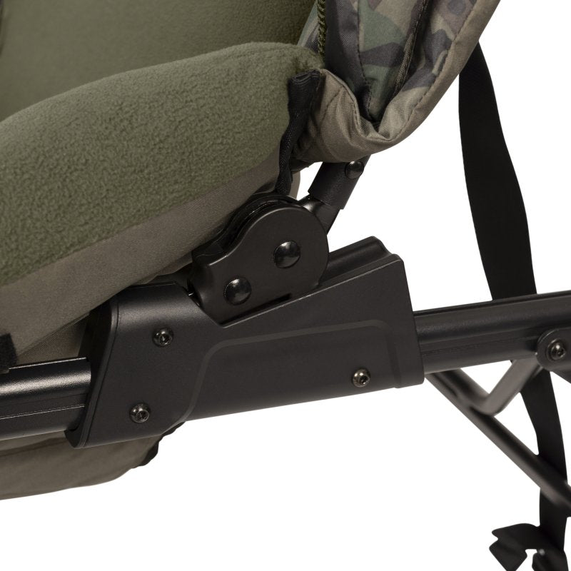 Scaun Pescuit Crap Trakker Levelite Camo Colossus - Trakker
